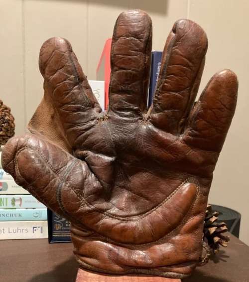 Early 1900's Crescent Glove Front