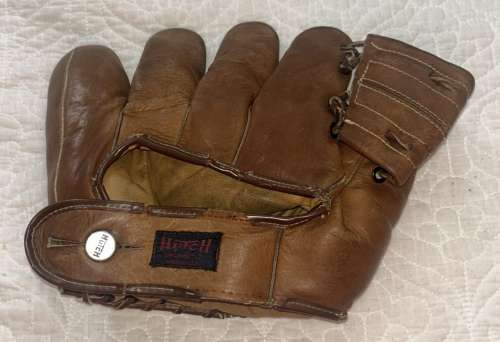 Emil Verban Hutch 36 Back