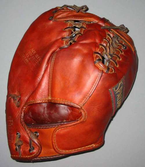 Spalding 1325 Back